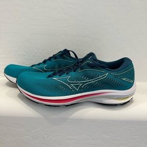Mizuno Women's Wave Rider 25 Running Shoe Size 11